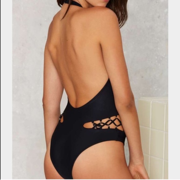 NASTY GAL CROSS BOSS SWIMSUIT SZ M NEW - Picture 3 of 4